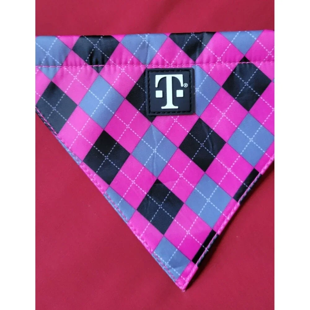 T-Mobile Tuesday Adjustable Pet Bandana Collar - Small